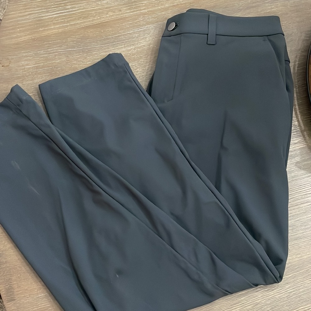 Lululemon pants - Picture 3 of 4